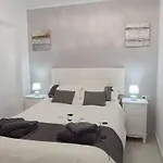 Beachfront With Sea View & Balcony Torrevieja
