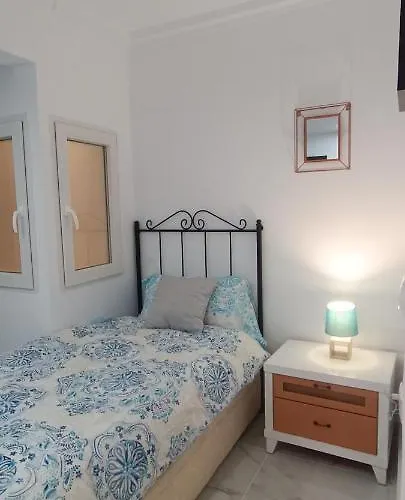 公寓 Seafront Apartment-beach-torrevieja-pmt16 *