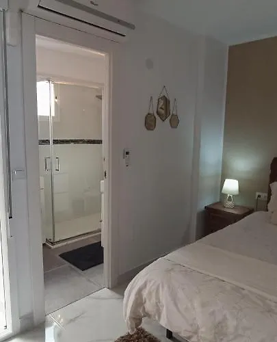 Seafront Apartment-beach-torrevieja-pmt16 *