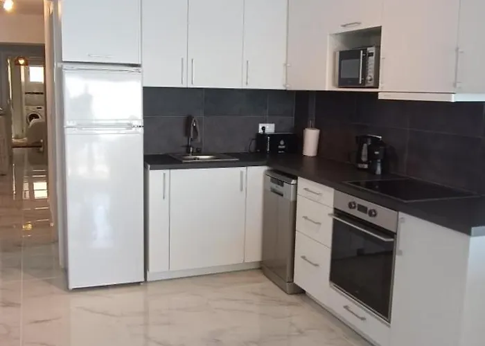 Seafront Apartment-beach-torrevieja-pmt16 公寓 托雷维耶哈