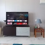 Apartamento Beachfront With Sea View & Balcony